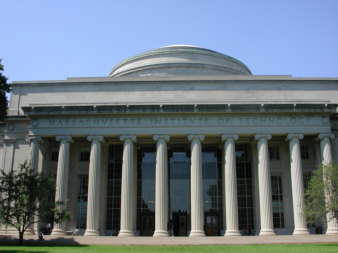 MIT campus in Cambridge — birthplace of the most famous card-counting syndicate